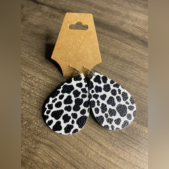 Cow Print Water Drop Earrings - Picture 2 of 3
